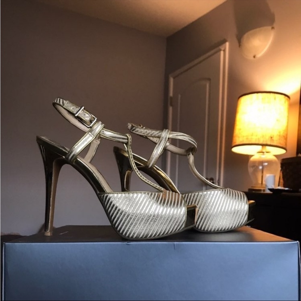Gianni Bini Heels size 6